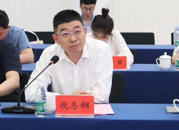江北新區(qū)科技創(chuàng)新和大數(shù)據(jù)管理局局 長 倪志鋼 江北新區(qū)科技創(chuàng)新和大數(shù)據(jù)管理局局 長 倪志鋼